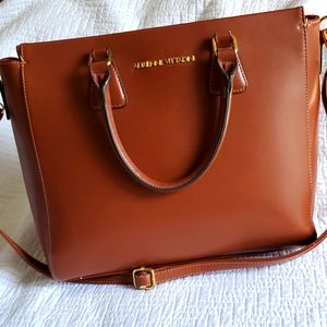 Large Adrienne Vittadini Tote